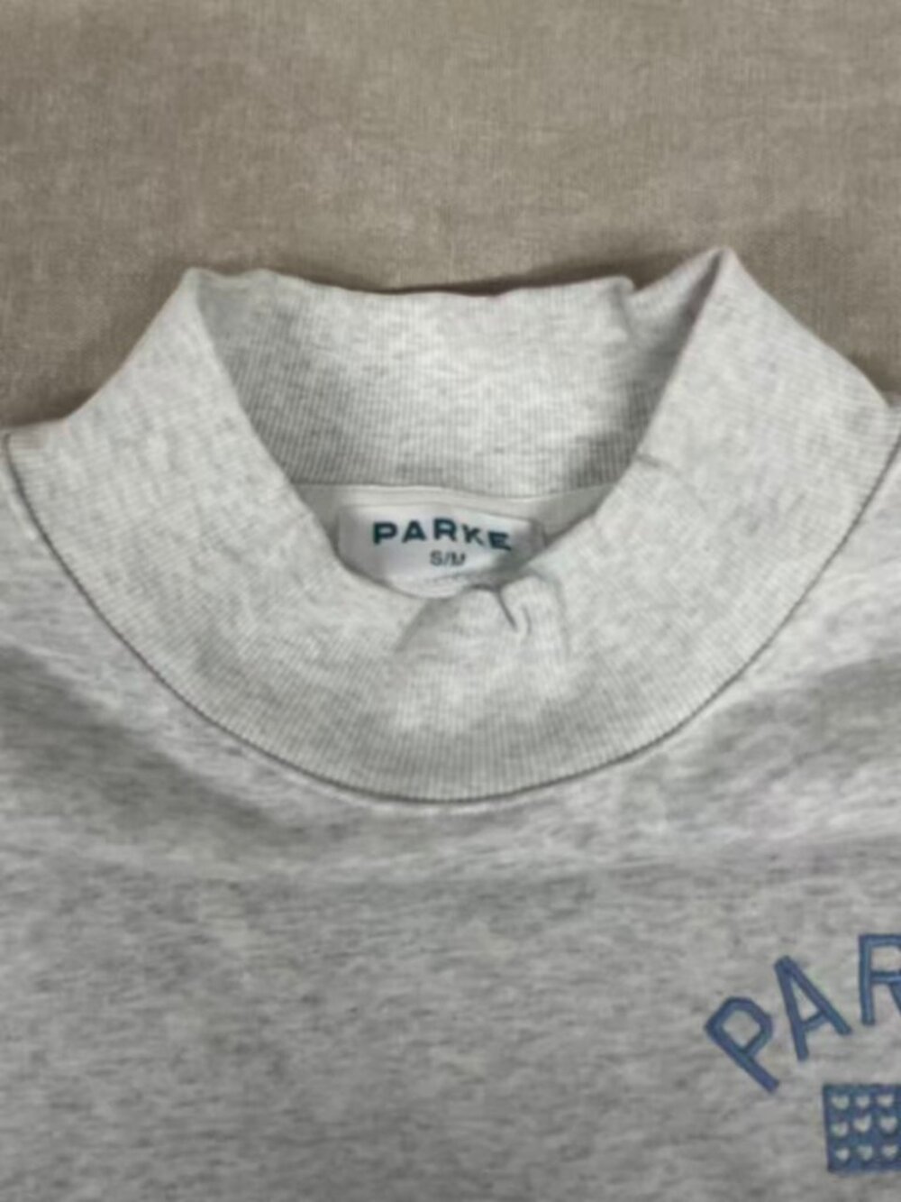 PARKE Mock Neck Sweatshirt Heather Gray Embroidered Flag Logo - Picture 2 of 8